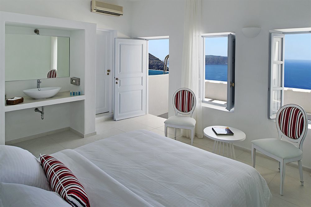 Lilium Hotel Santorini Fira  Exterior photo